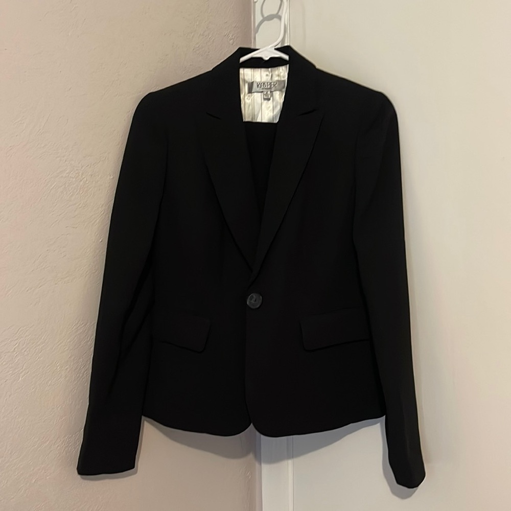 🖤 Kasper skirt suit w/ functional pockets in jacket 🖤